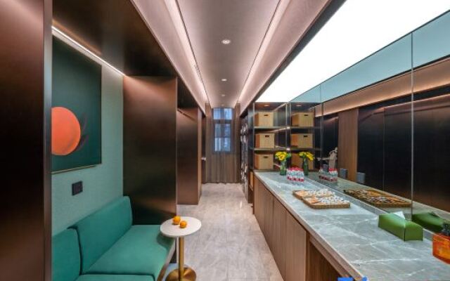 Orange Hotel (Shenzhen North Railway Station)
