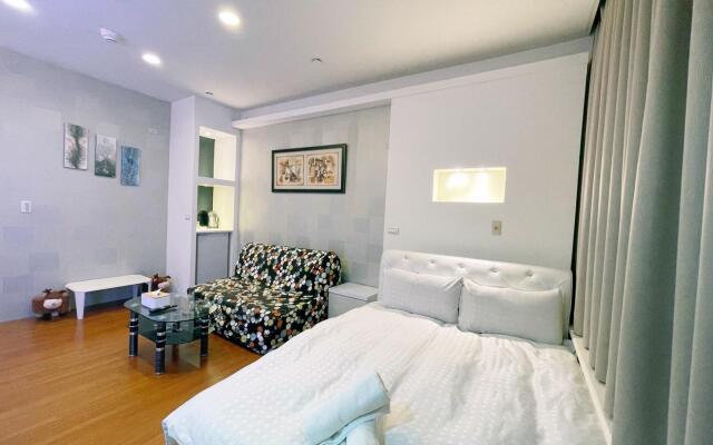 Childhood Service Apartment
