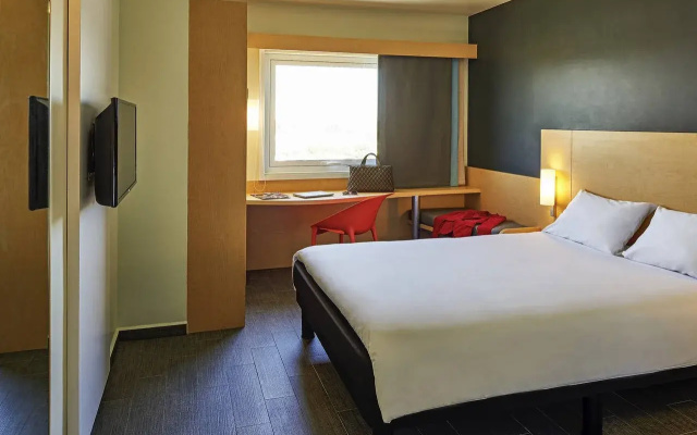 ibis Mazatlán Marina