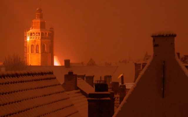 hotelImage