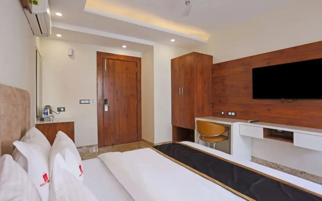 Hotel golf inn golf course road