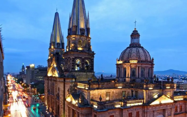 One Guadalajara Centro Histórico