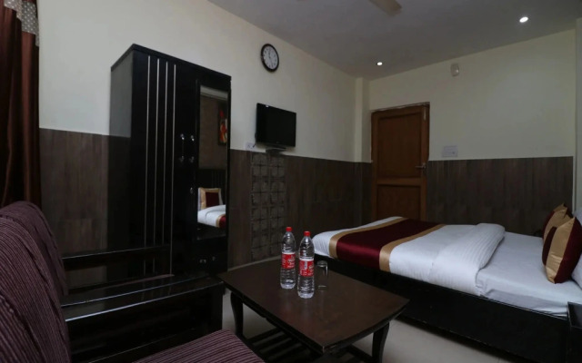 Hotel Dev Palace