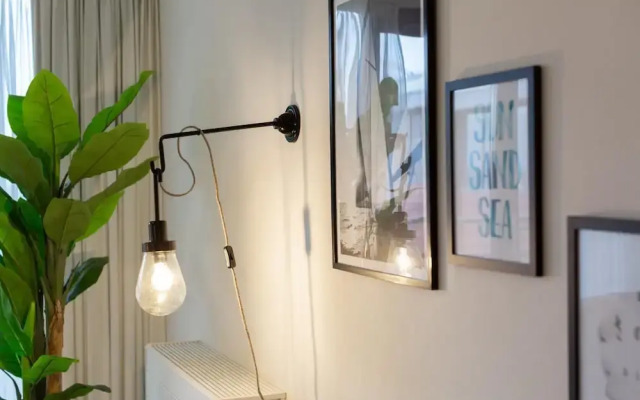 Apartment in Den Haag With Balcony