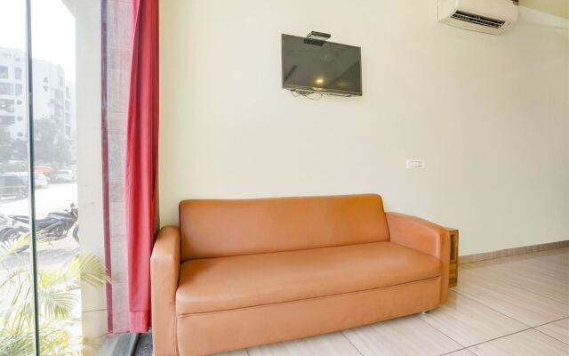 FabHotel Cozy Inn