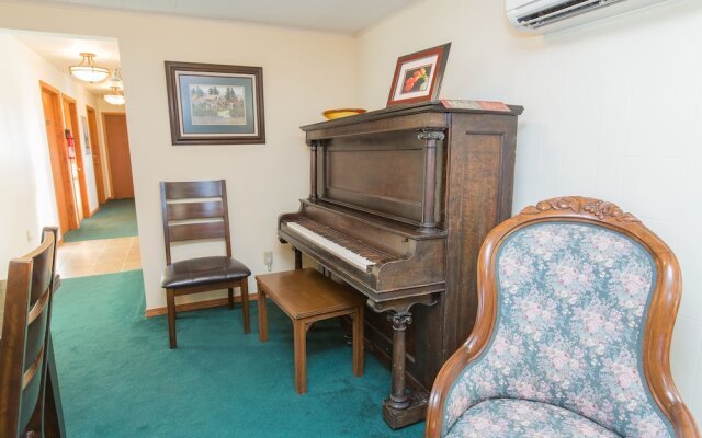 Brookside Bed & Breakfast