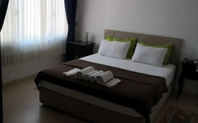 Livan Hotel Deluxe