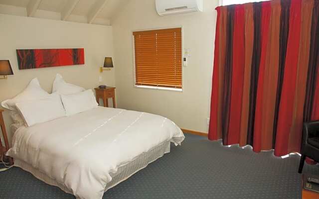 Stronechrubie Accommodation and Restaurant