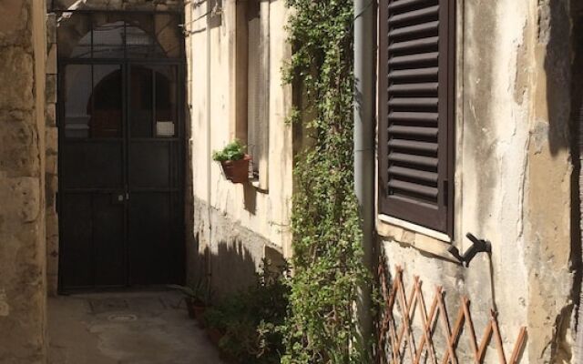 La terrazza sul vicolo della Giudecca