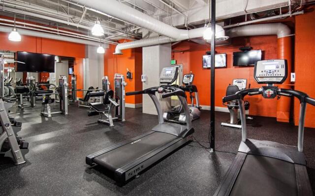 Fashion Loft 2 bedroom Downtown