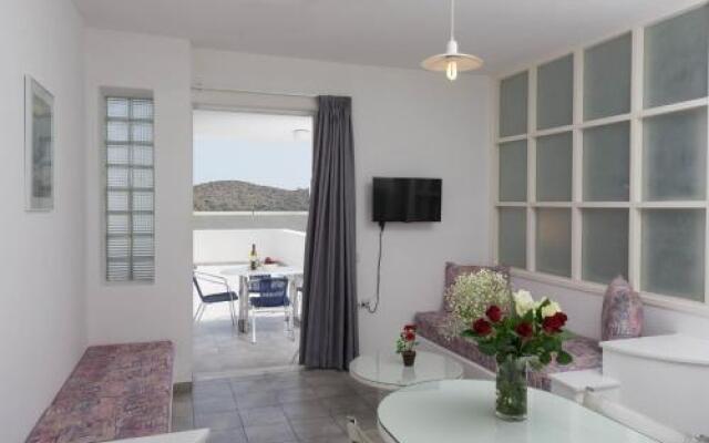 Markakis Apartments in Elounda