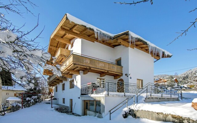 Spacious Chalet in Kirchberg near Ski Area