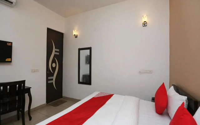 Mahak Residency By OYO Rooms