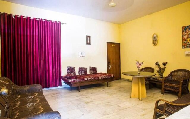 Goroomgo Samrat Lucknow