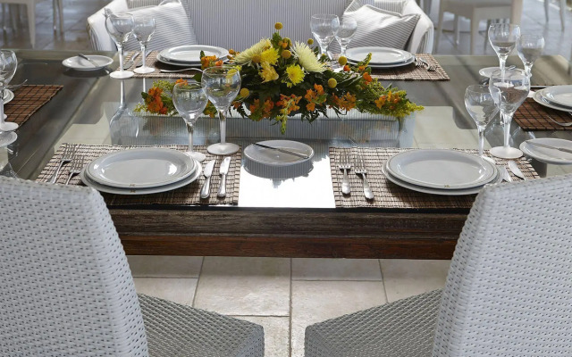 Orizontes Hotel Santorini