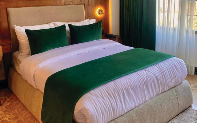 Bratus Hotel Aqaba