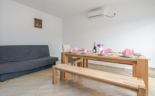 Awesome Home in Vir With 4 Bedrooms and Wifi