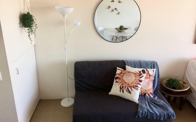 1 Bedroom Surfer’s View with Parking in Manly