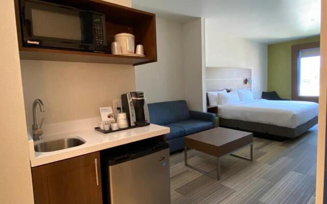 Holiday Inn Express & Suites Beaumont - Oak Valley by IHG