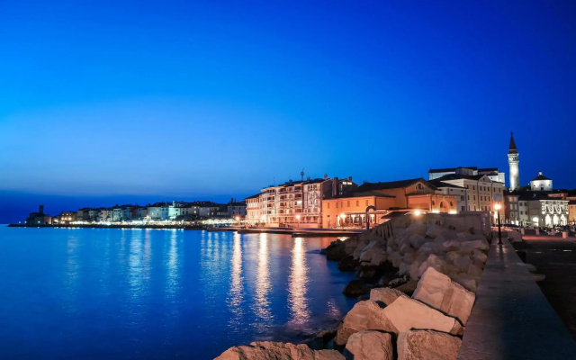 Traditional Piran studio