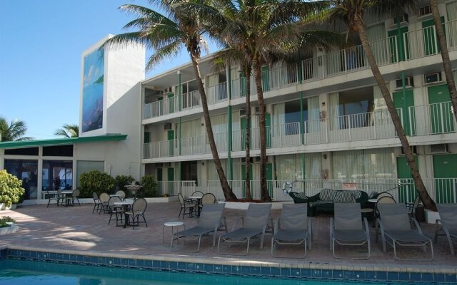 Tropic Cay Beach Hotel