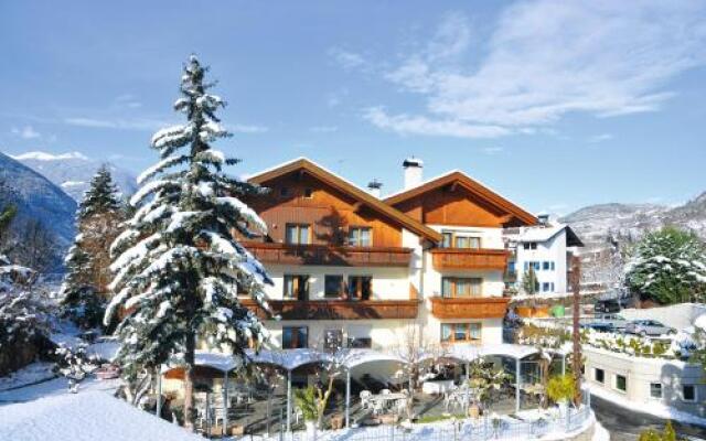 Hotel Kranebitt B&B