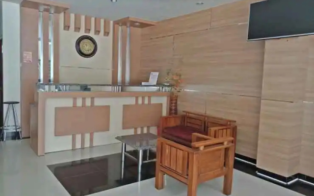 Hotel Tri Multi