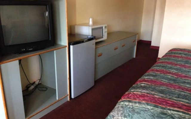 National 9 Motel