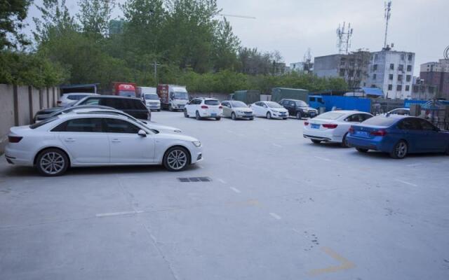 GreenTree Inn Anhui Fuyang Funan East Huaihe Road Express Hotel