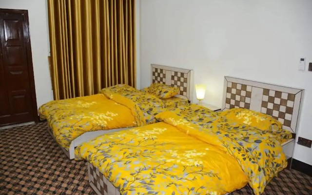 Khyber Guest House & Restaurant