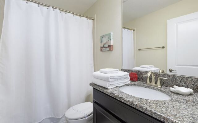 4784 Kings Castle Circle