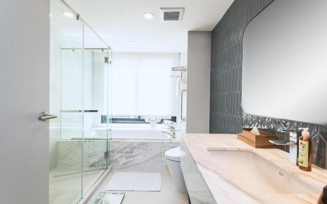Amanta Hotel & Residence Sathorn