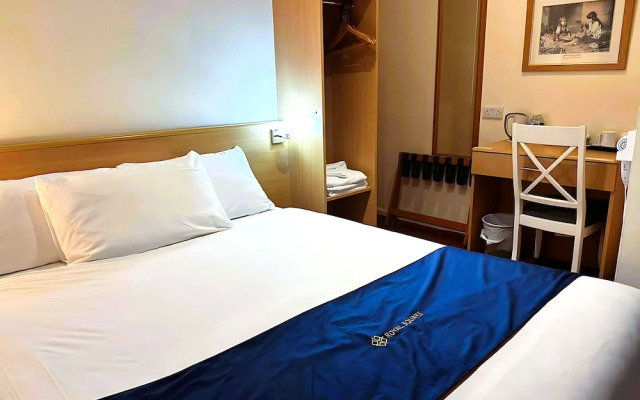 Royal Square Hotel