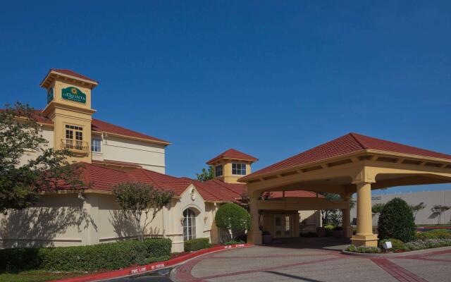 La Quinta Inn & Suites by Wyndham Sherman