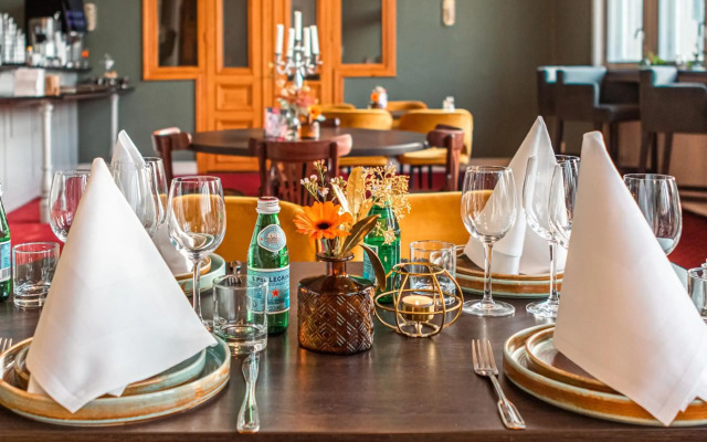 Home Hotel Christian IV