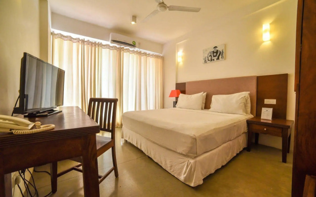 Coral Rock by Bansei