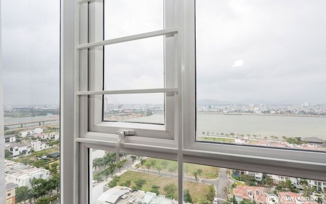 Zoneland Apartment - Monarchy Riverside