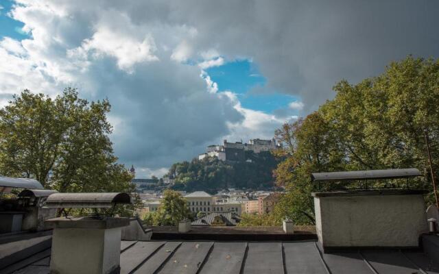 APT - Stone Lodge Salzburg