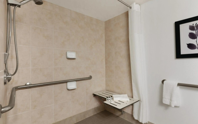 Country Inn & Suites by Radisson, Seattle-Bothell, WA