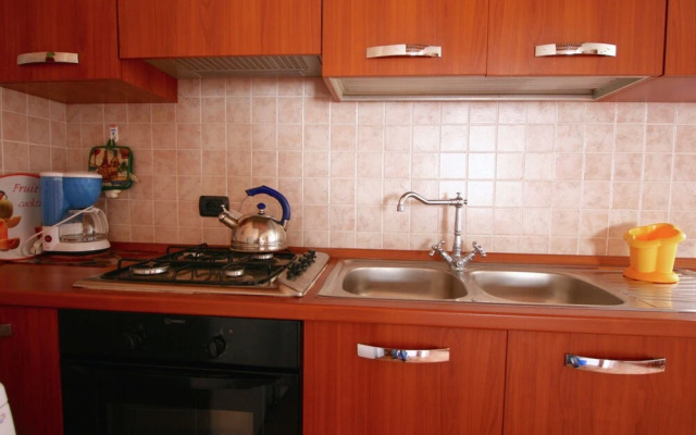 Farmhouse in Asciano With Pool & BBQ