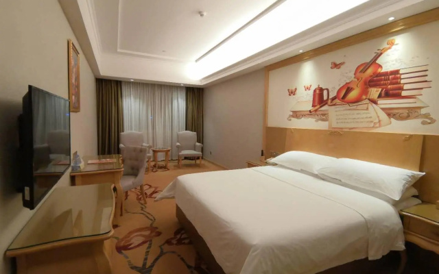 Vienna Hotel Guangdong Chaozhou Chaoshan High-Speed Railway Station