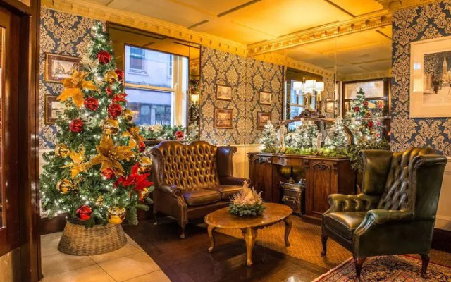 Churchill Residence Suites