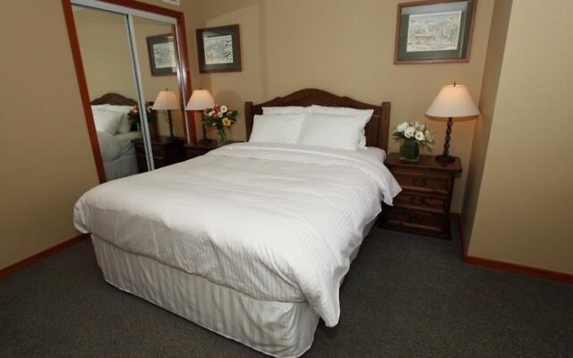 Whistler Cascade Lodge