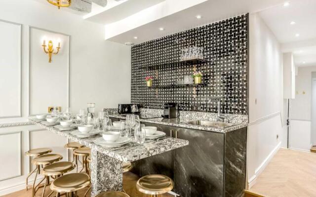 Luxury 4 bedroom 3 bathroom Aristocratic apartment - Louvre
