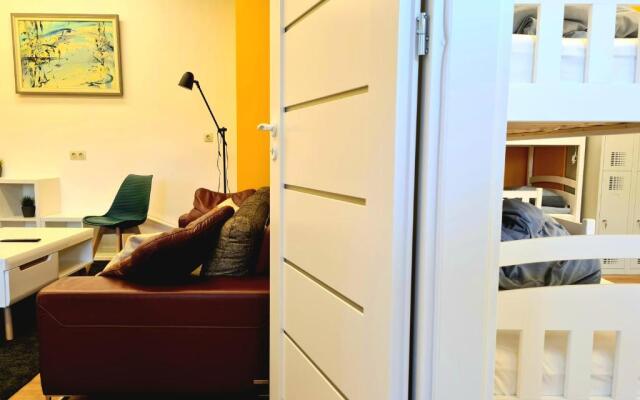 RailWay Bed HOSTEL