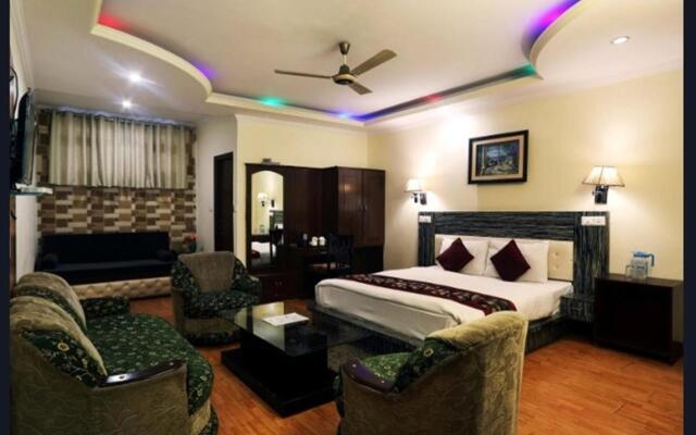 Hotel Moon by Excellent Hospitality