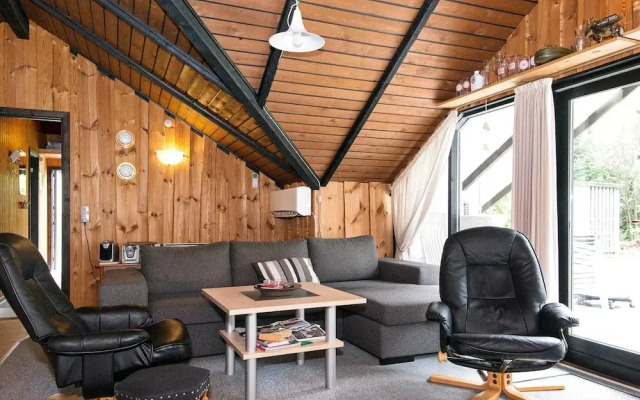 Spacious Holiday Home in Ansager near Lake