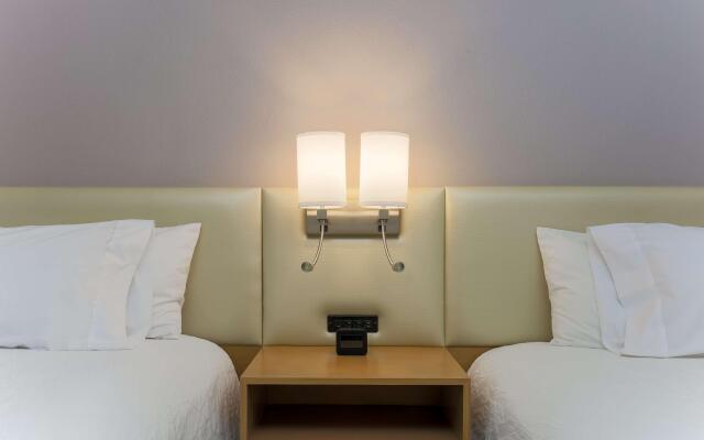 Hilton Garden Inn Bakersfield