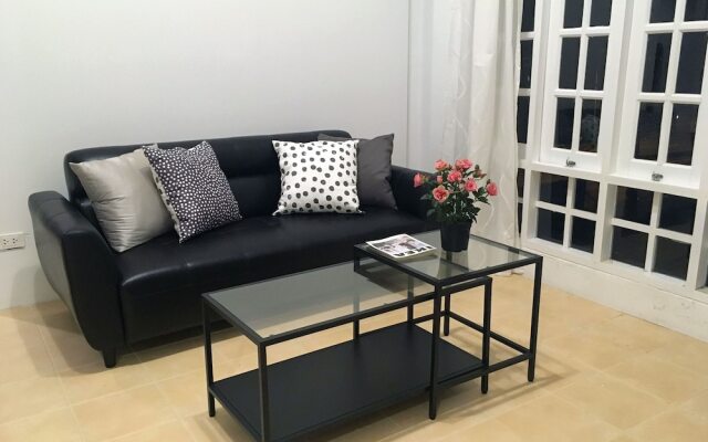 Destiny Hostel Khaolak