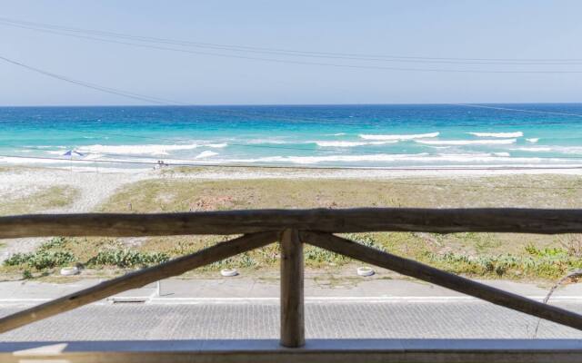 Pier Beach Hotel